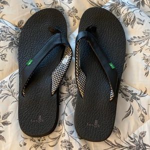Black Yoga Mat sandals